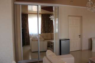 Гостевой дом Сафари Астрахань Номер люкс-5